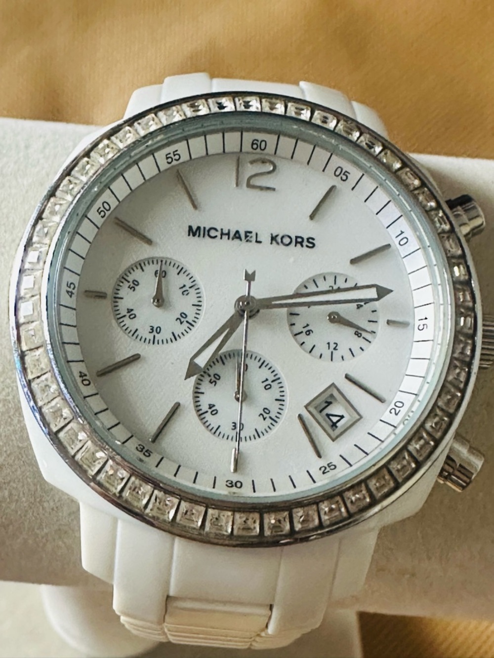 Michael Kors White and Silver Chronograph Watch Mother Pearl MK5079 - Picture 10 of 12